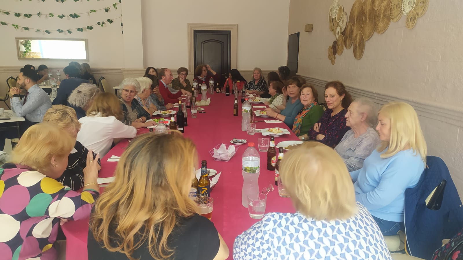 Espais amb Cor en Onda